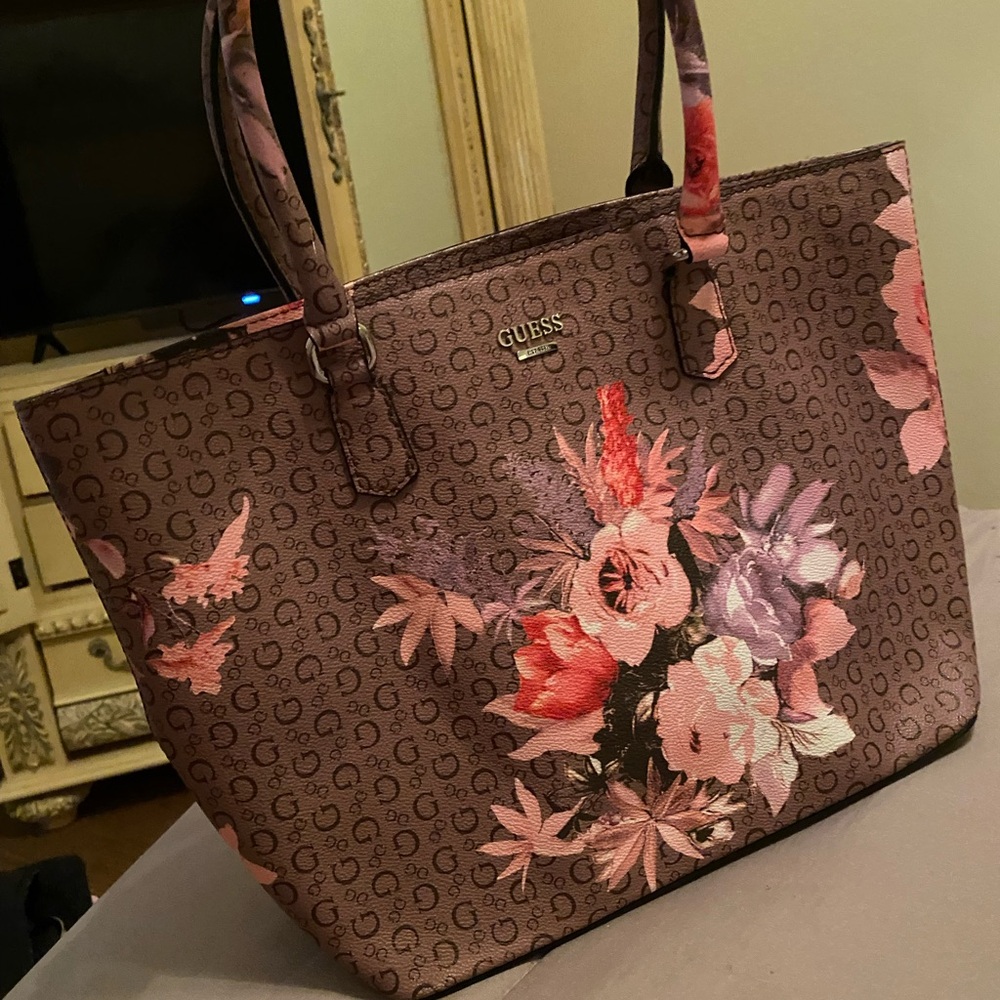 GUESS Signature Floral Tote - Pink and Purple